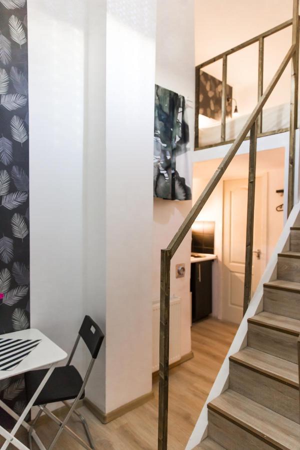 Central Budget Lofts Apartamento Budapeste Exterior foto