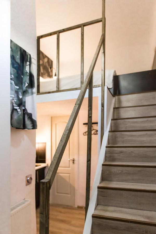 Central Budget Lofts Apartamento Budapeste Exterior foto