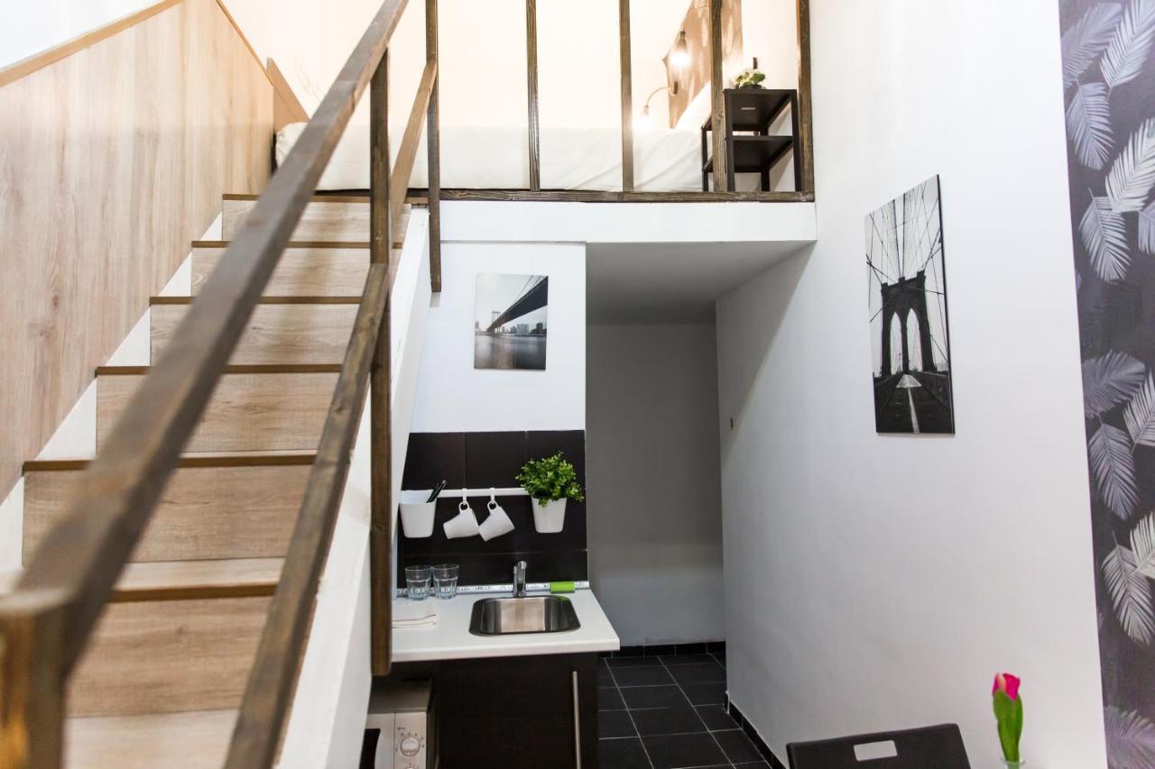 Central Budget Lofts Apartamento Budapeste Exterior foto