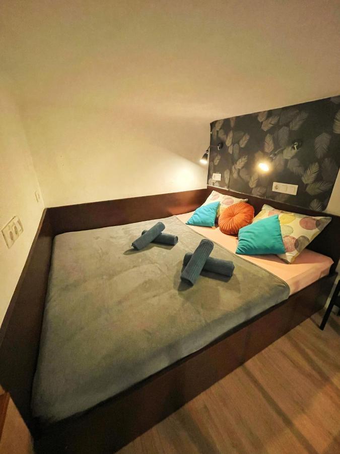Central Budget Lofts Apartamento Budapeste Exterior foto