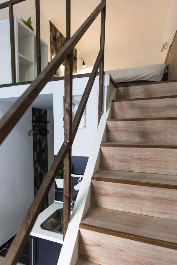 Central Budget Lofts Apartamento Budapeste Exterior foto