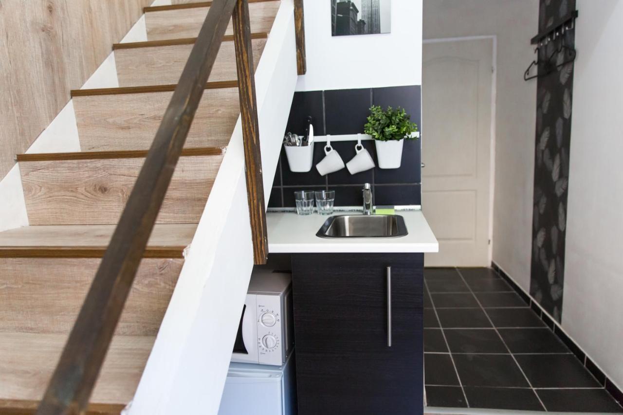 Central Budget Lofts Apartamento Budapeste Exterior foto